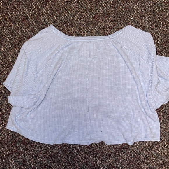 AERIE CROPPED BLUE WAFFLE T-SHIRT - Picture 3 of 3